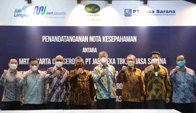 PT MRT Jakarta (Perseroda) Gandeng PT Jababeka Tbk。在 PT Jasa Sarana Jajaki Kerja Sama Pembangunan Fase 3 MRT Jakarta 和 Pengembangan KBT di Kawasan Jawa Barat—Bekasi
